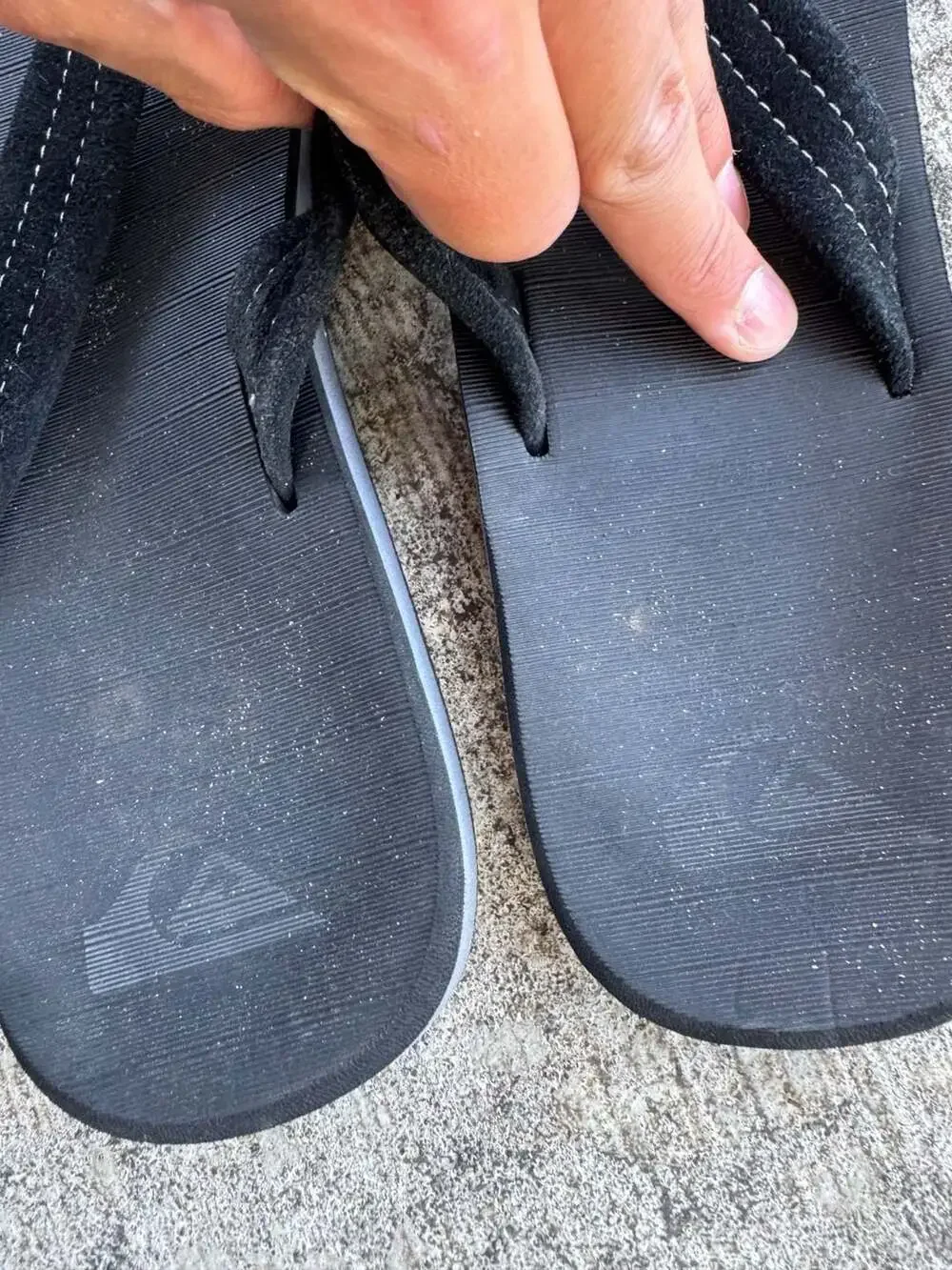 Quiksilver Carver Suede Men's Flip Flop Sandals